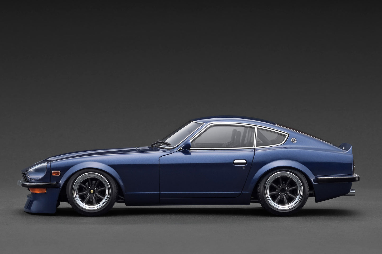 (Pre-Order) (IG3592) 1:18 NISSAN Fairlady Z (S30) Blue MIDNIGHT Devil's Z (Resin)