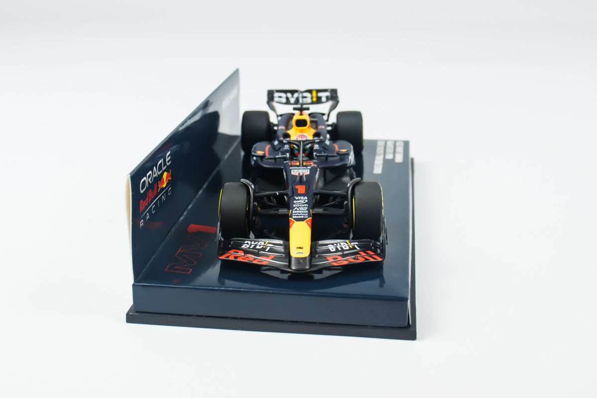 Minichamps (1:43) Red Bull Racing RB20 Max Verstappen - WINNER JAPAN GP 2024