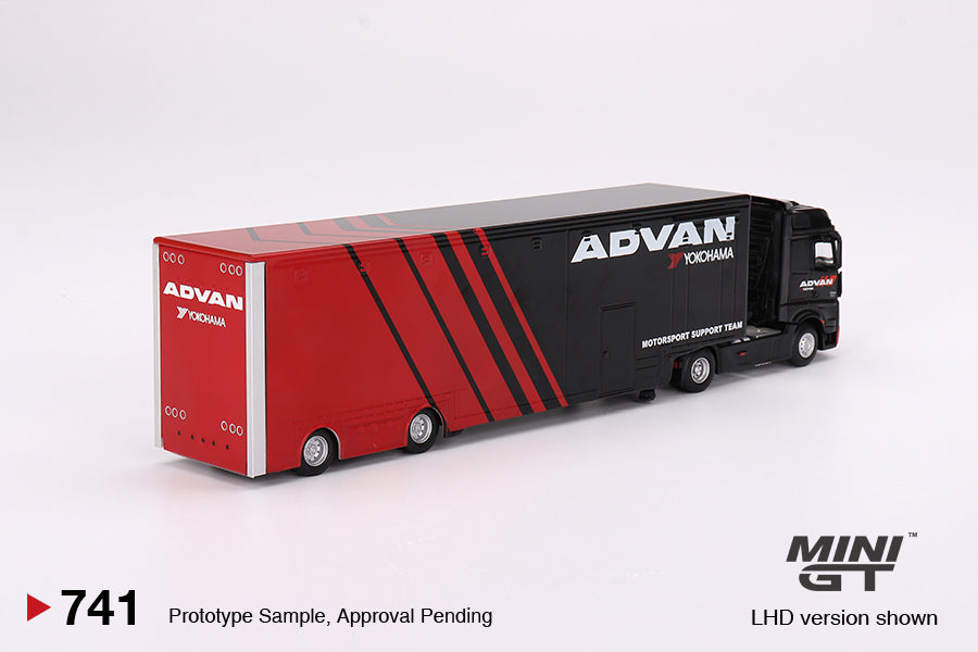 (MGT00741) - Mercedes-Benz Actros w/ Racing Transporter (ADVAN)