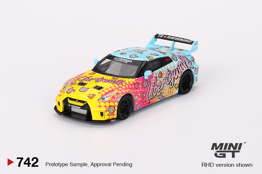(MGT00742) - LB-Silhouette WORKS GT NISSAN 35GT-RR Ver.1 LBWK KUMA (Box version)