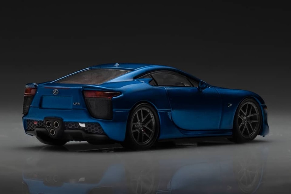 (CM64-LFA-05) Lexus LFA (Blue)