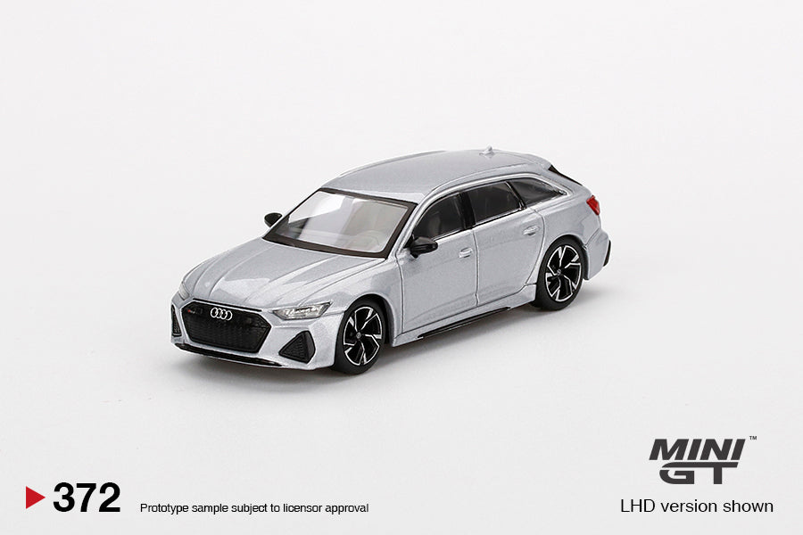 (MGT00372-BL) Audi RS 6 Avant Carbon Black Edition Florett Silver (Blister version)