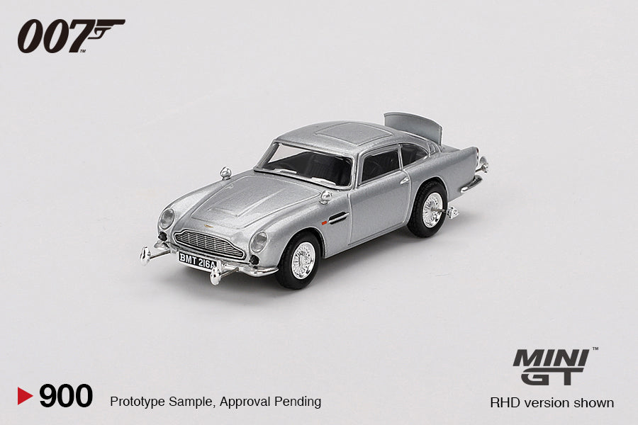 (MGT00900-007E) - Aston Martin DB5 - Goldfinger - English Blister version
