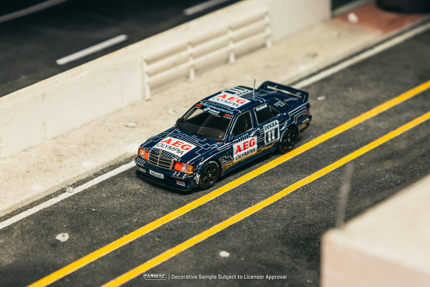 (Pre-Order) (T64G-057-89DTM11) - Mercedes-Benz 190 E 2.5-16 EVO 1