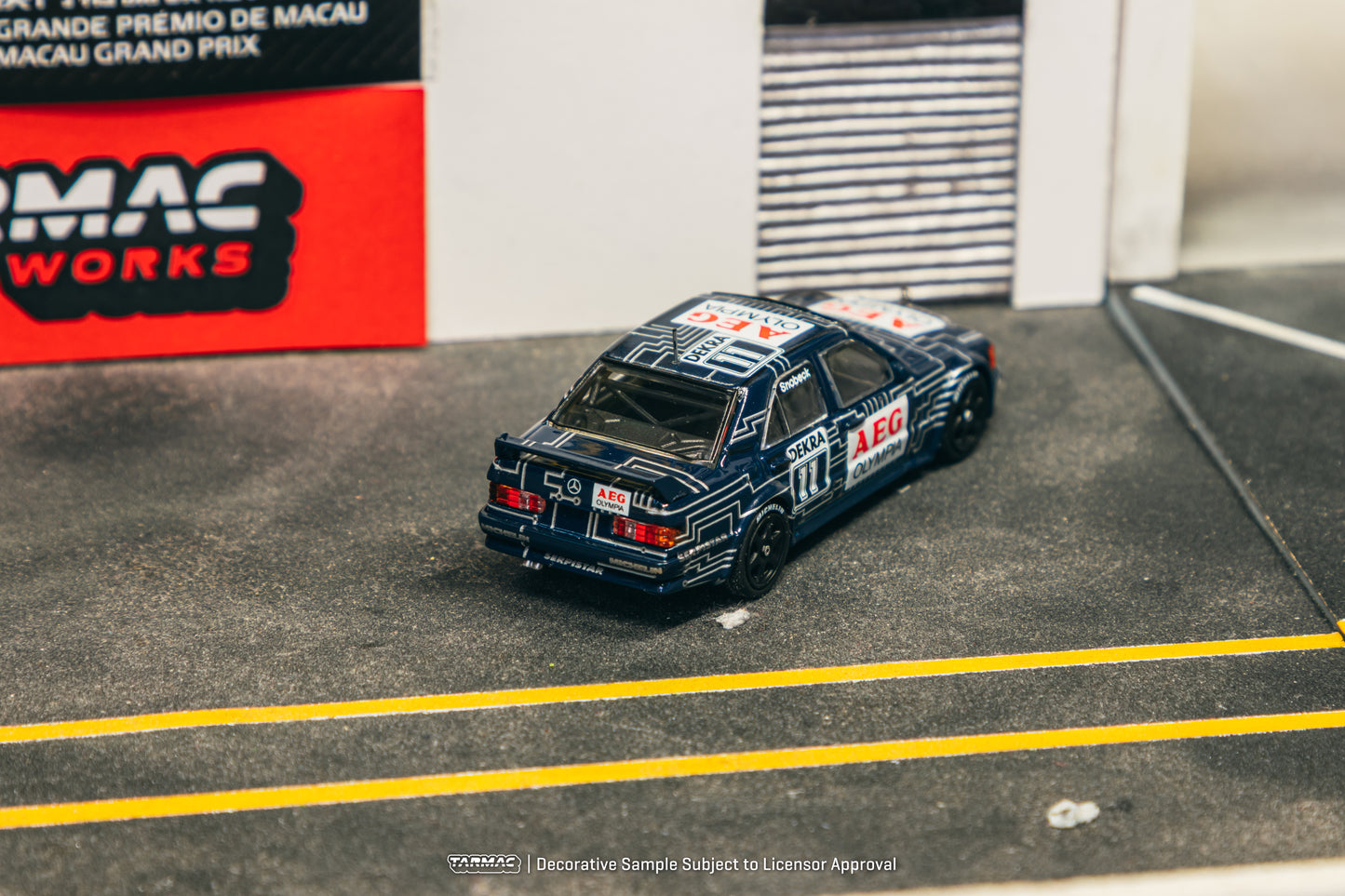 (Pre-Order) (T64G-057-89DTM11) - Mercedes-Benz 190 E 2.5-16 EVO 1