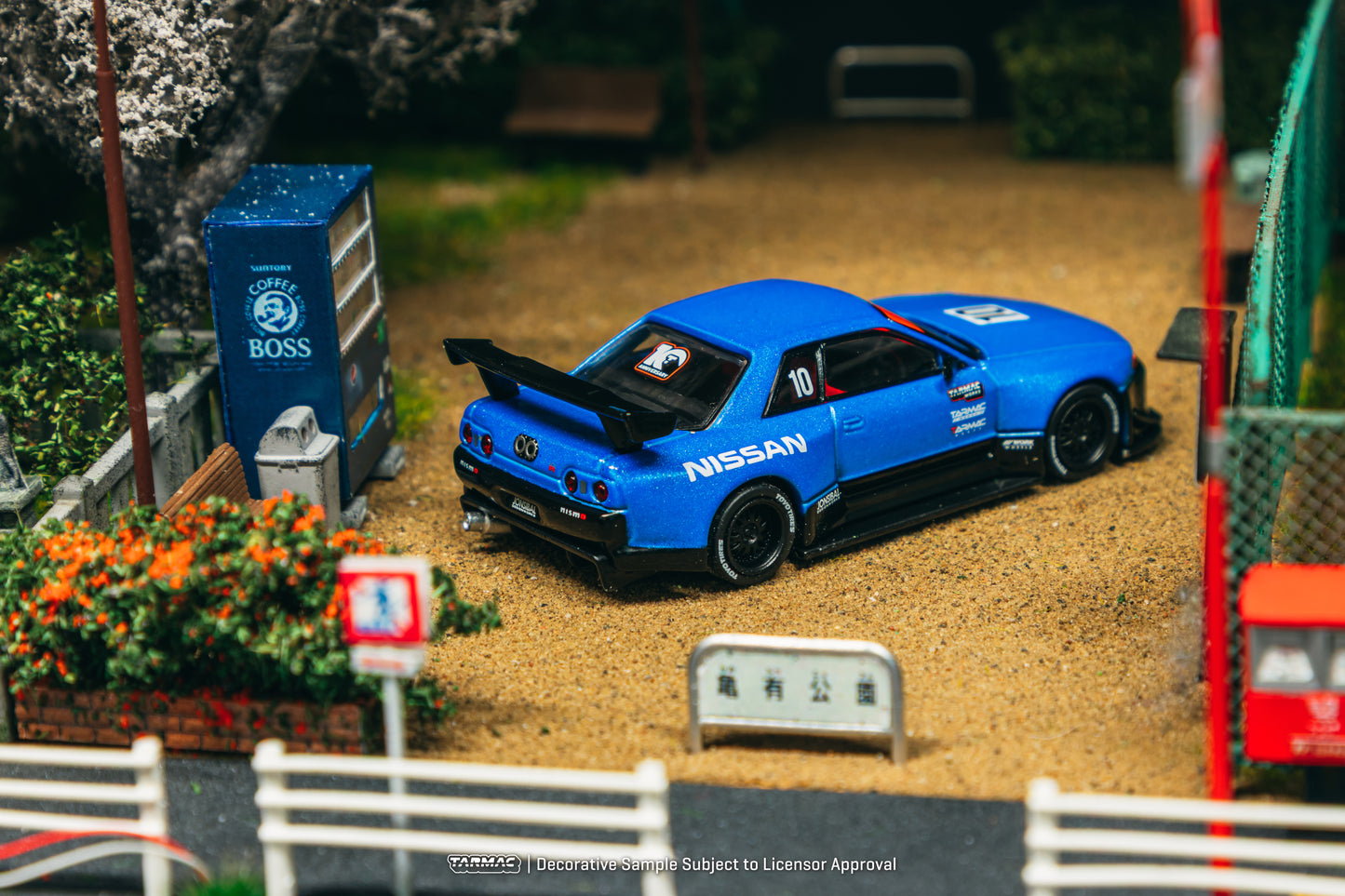 (Pre-Order) (T64G-061-10TH) - Nissan Skyline (R32) Widebody - Designed by Jon Sibal (Tarmac Works 10th Anniversary)