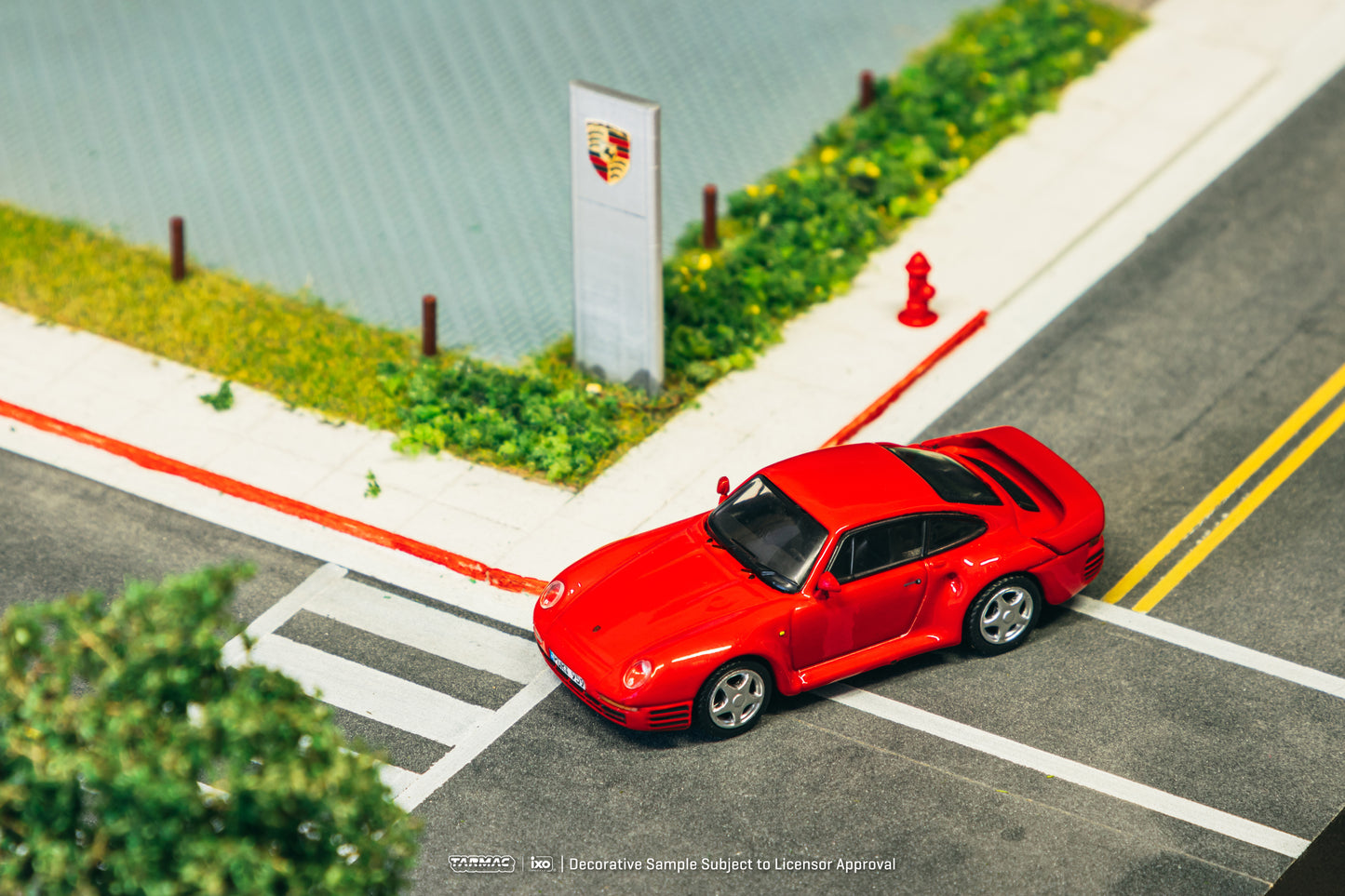 (Pre-Order) (T64G-068-RE) - Porsche 959 (Red)