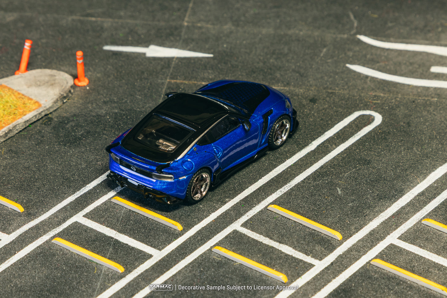 (Pre-Order) (T64G-074-BL) - Nissan VeilSide FFZ400 Fairlady Z