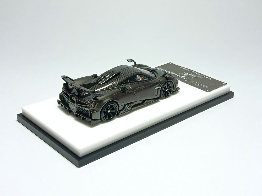 (Pre-Order) (MC640015D) Pagani Huayra Imola (Electric Pearl Gray/Carbon)