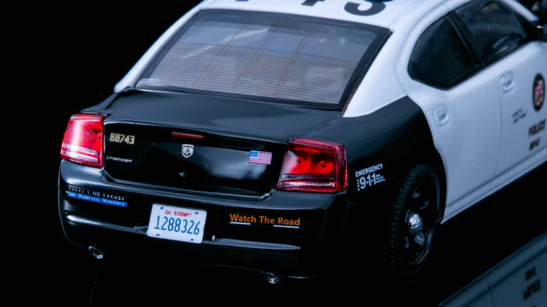 (Pre-Order) Los Angeles Police Dodge Charger Police Car (Charger 06)