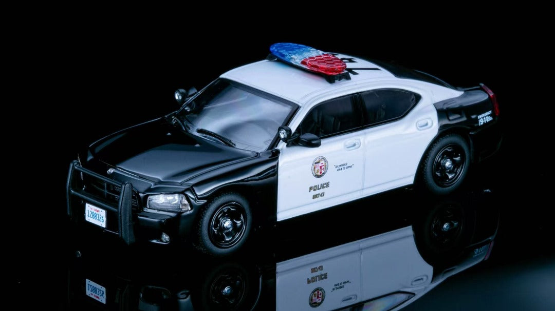 (Pre-Order) Los Angeles Police Dodge Charger Police Car (Charger 06)