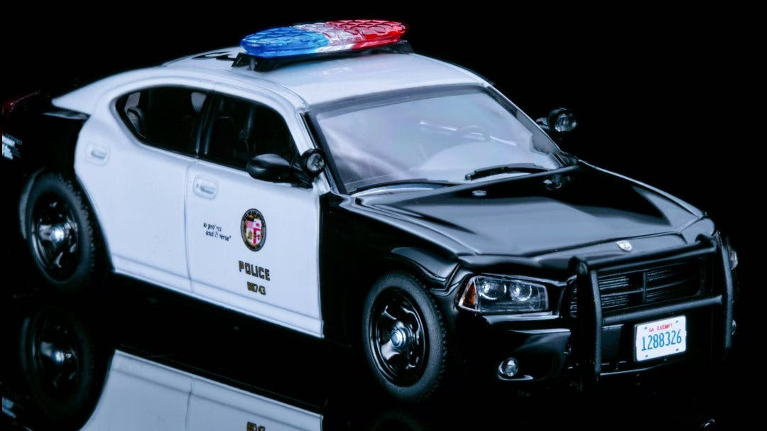 (Pre-Order) Los Angeles Police Dodge Charger Police Car (Charger 06)
