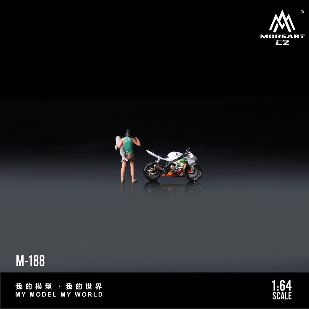 (Pre-Order) (MO222188) Yamaha R6 clown livery with Figure