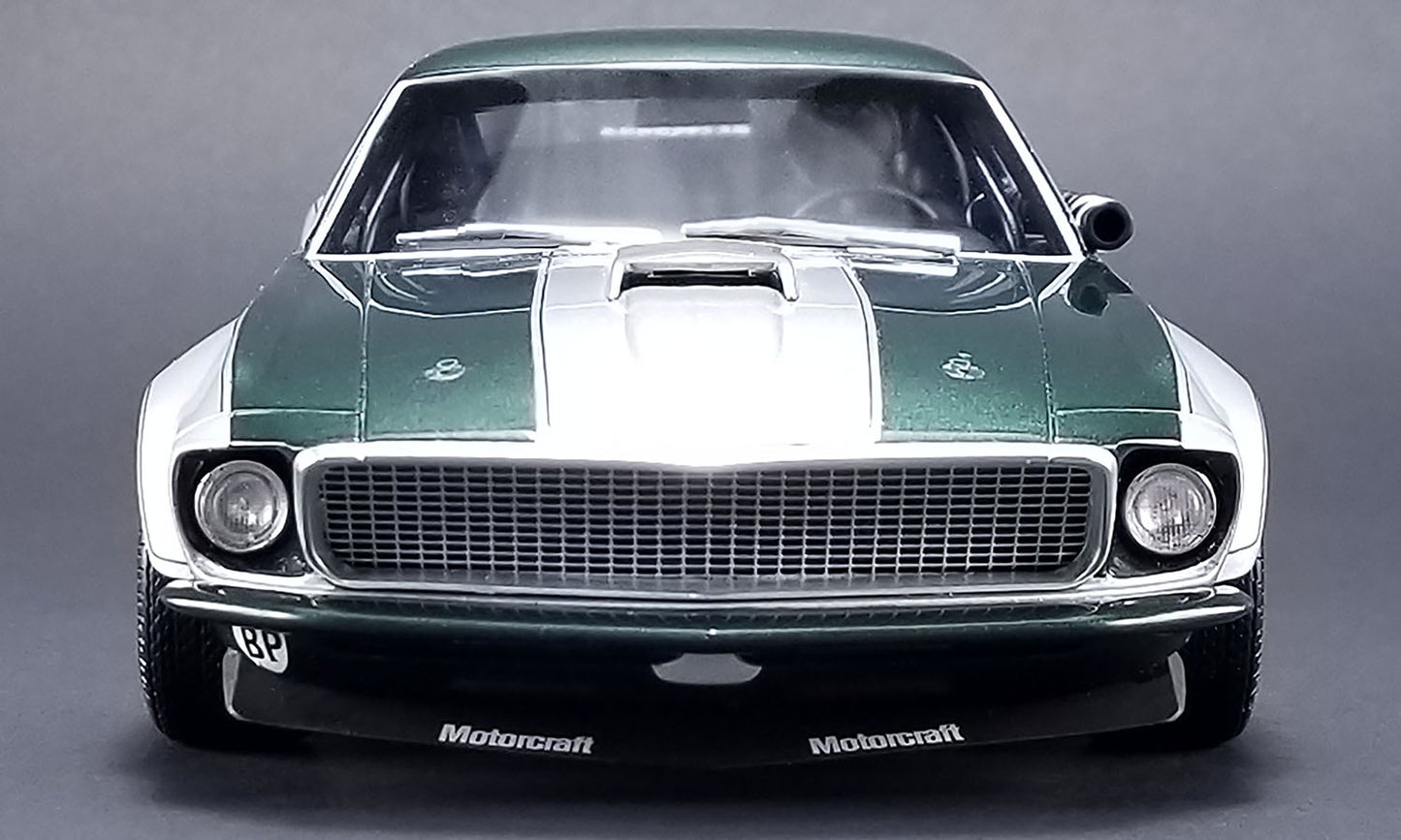 (RAR18002) 1:18 - #33 Brut 1969 Ford Boss 302 Trans Am Mustang (RESIN)