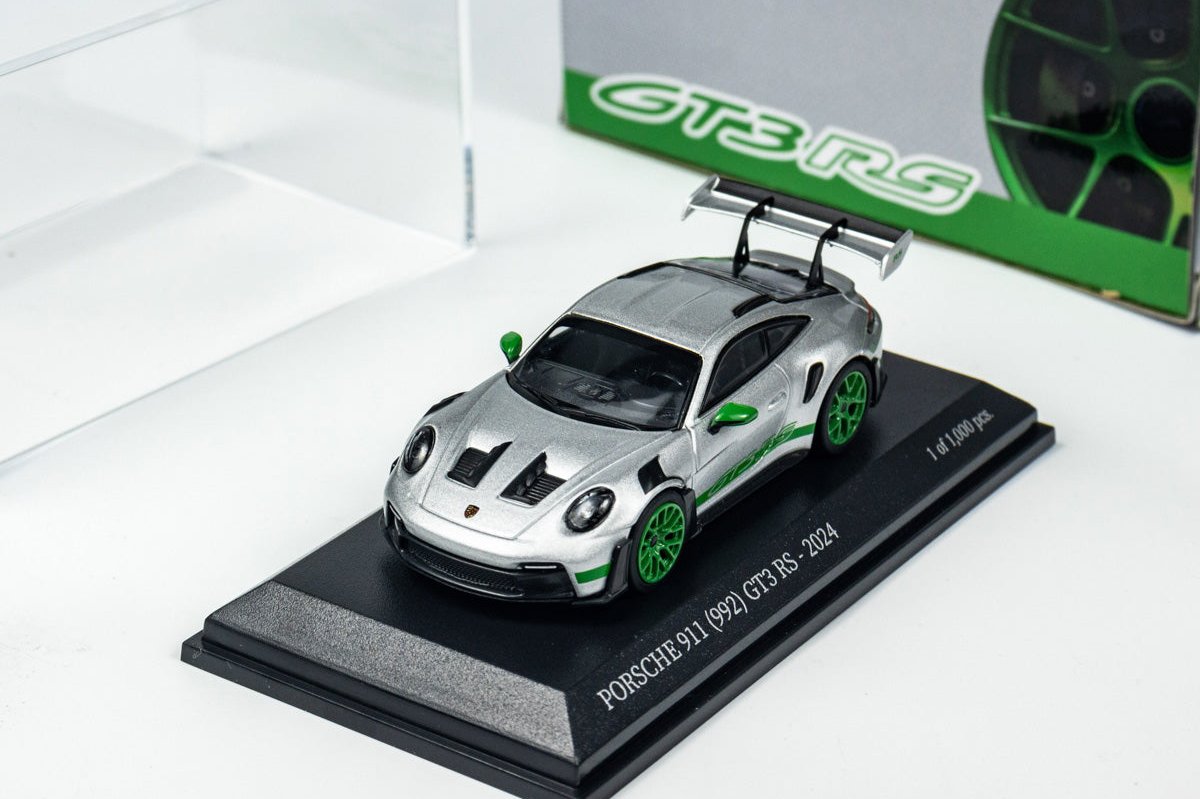 PORSCHE 911 (992) GT3 RS - WEISSACH PACKAGE (Silver/Green)