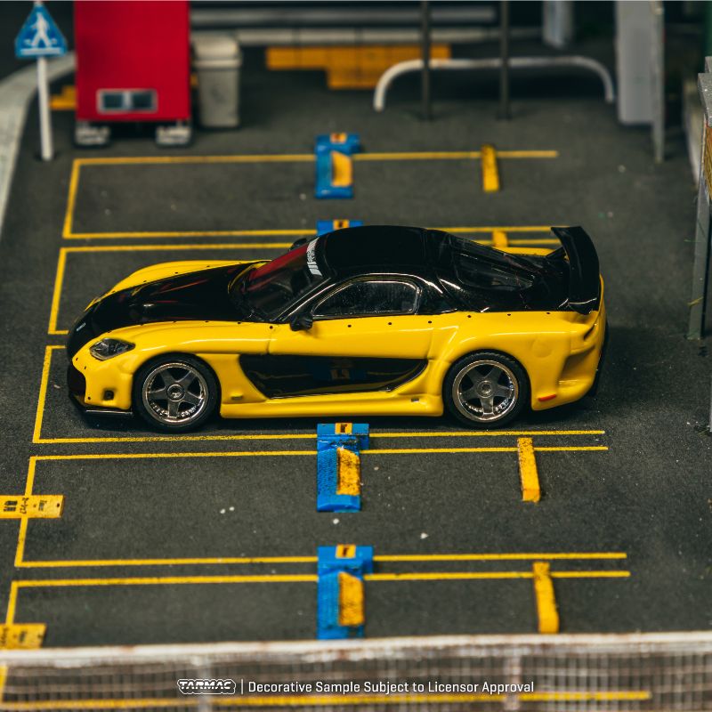 (Pre-Order) (T64G-075-YE) Mazda RX-7 VeilSide Fortune7