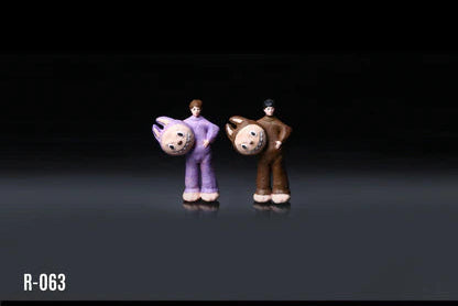 (MO223063) Off Duty doll set (resin)