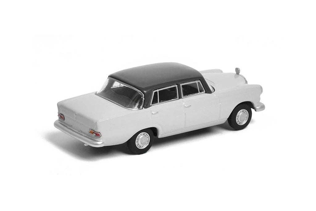 Schuco - Mercedes-Benz 200D (W110)