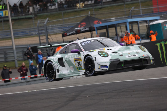 (Pre-Order) (64S193) Porsche 911 GT3 R (992) Evo26 No.24 Lionspeed GP