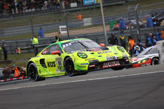(Pre-Order) (64S199) Porsche 911 GT3 R (992) Evo26 No.911 Manthey