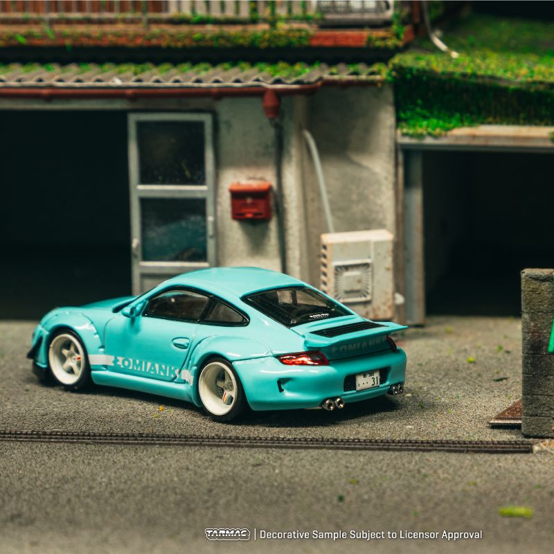 (Pre-Order) (T64-057-LO) - RWB 997 Lomianki