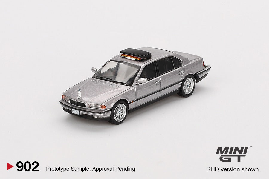 (MGT00902-007G) - BMW 750IL - German blister packaging