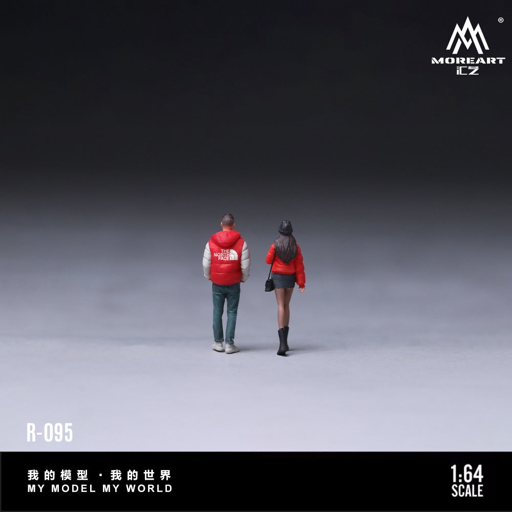 (Pre-Order) (MO223095) Winter Walk Couple Set Realistic Resin Model
