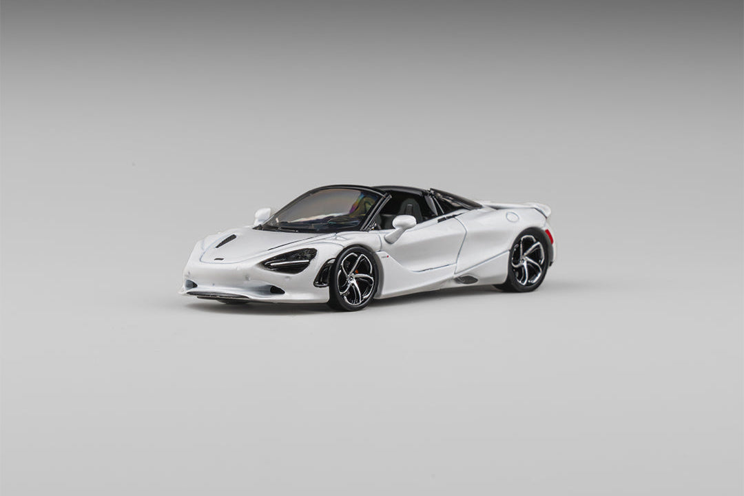 (Pre-Order)(CM64-750S-02) Mclaren 750S Spider Silica White