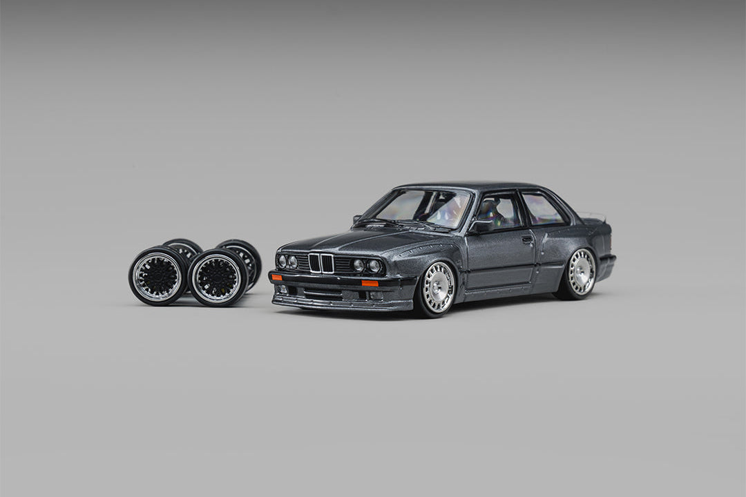 (Pre-Order) (CM64-E30-03) Pandem M3E30 Metallic gunmetal gray