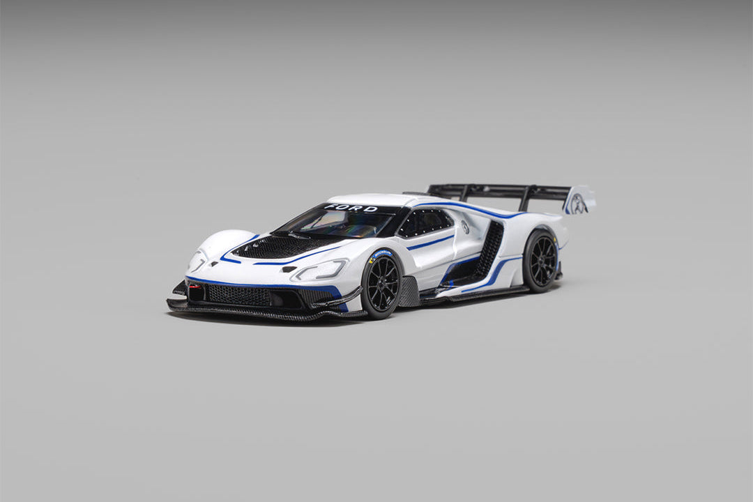 (Pre-Order) (CM64-MKIV-02) Ford GT Mk IV 
Frozen White & Sonic Blue Pearl J-1
J-1