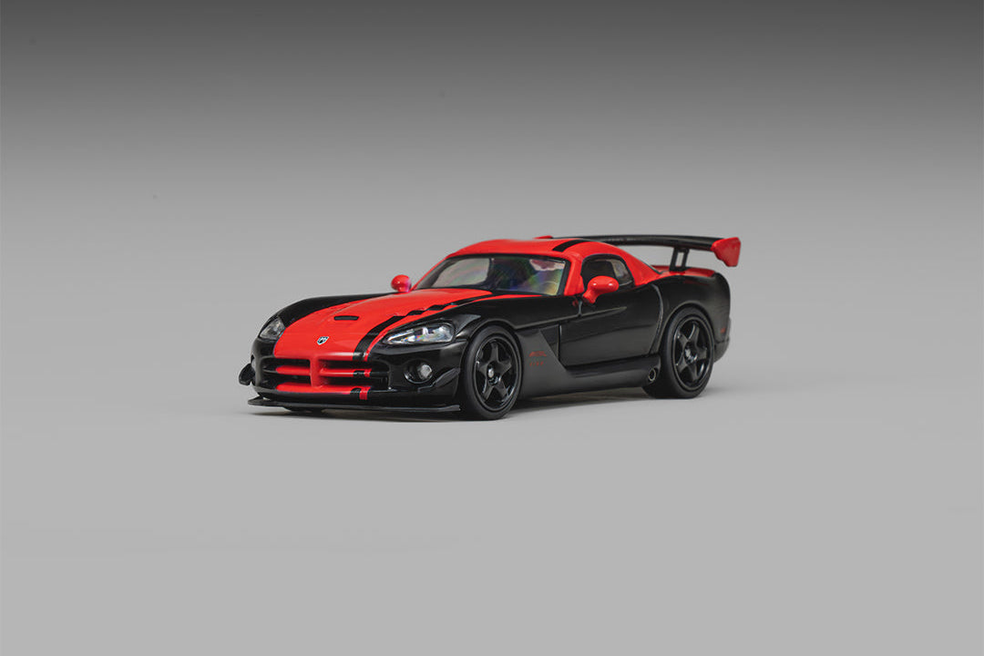 (Pre-Order) (CM64-ViperZBII-02B) Dodge Viper ACR(ZBII)
Viper Black with Red
