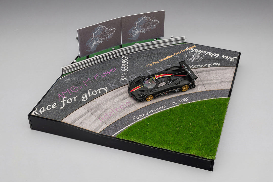 (Pre-Order)(CM64-DIORAMASET-01) Diorama Set + Pagani Zonda Revlucion Drycarbon