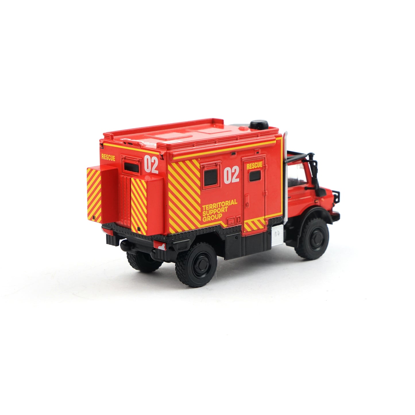 (Pre-Order) (X8-06) Armaddillo Crawler (Unimog U4000)