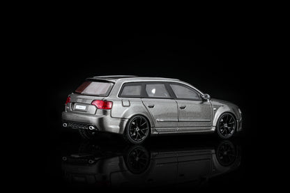 (Pre-Order) Motorhelix - Audi RS4 (B7) 2005 (3 Variants)
