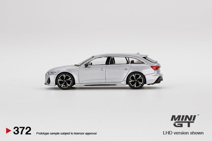 (MGT00372-BL) Audi RS 6 Avant Carbon Black Edition Florett Silver (Blister version)