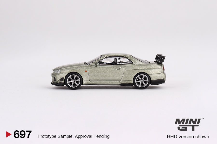 (MGT00697) Nissan Skyline GT-R (R34) Tommykaira R-z Millenium Jade (Box version)