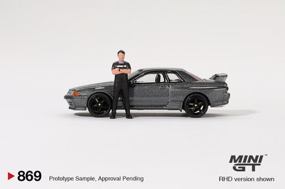 (MGT00869) Nissan Skyline GT-R R32 Nismo Gunmetal with Matsuda Figure