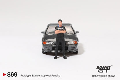 (MGT00869) Nissan Skyline GT-R R32 Nismo Gunmetal with Matsuda Figure