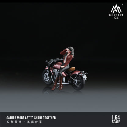 (MO222070) Triumph Bobber 1200CC with figurine