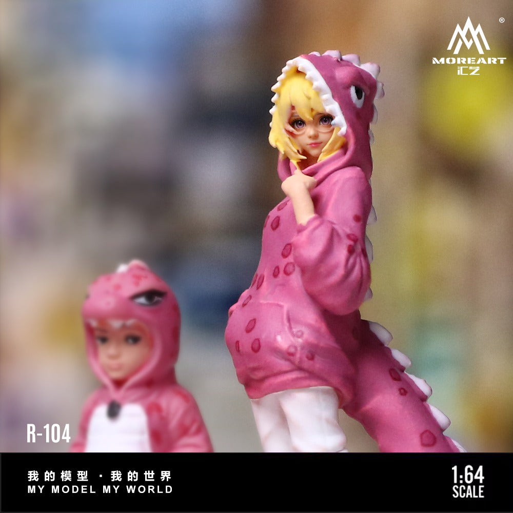 MO223104
Group photo of the pink dinosaur figurines- Side View 