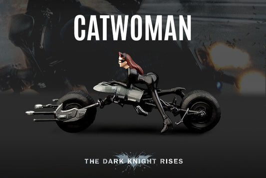 (MO642010) Batman Dark Knight - Catwoman Motorcycle