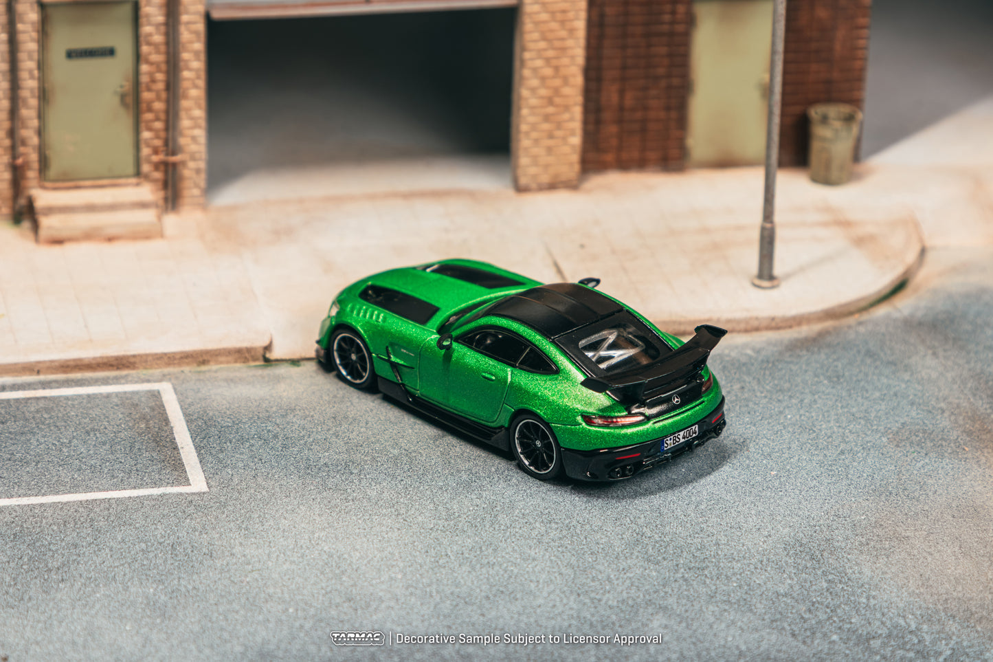 (Pre-Order) (T64G-042-GR) Mercedes-Benz AMG GT Black Series (Green)