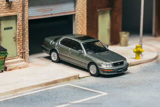 (T64G-082-GY) Lexus LS400 (UCF10) Flint Grey