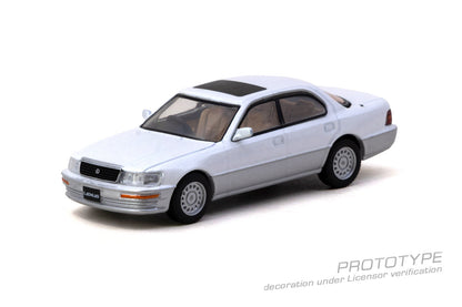 (Pre-Order) (T64G-082-WH) Tarmac Works - Lexus LS400 (UCF10) - Pearl White