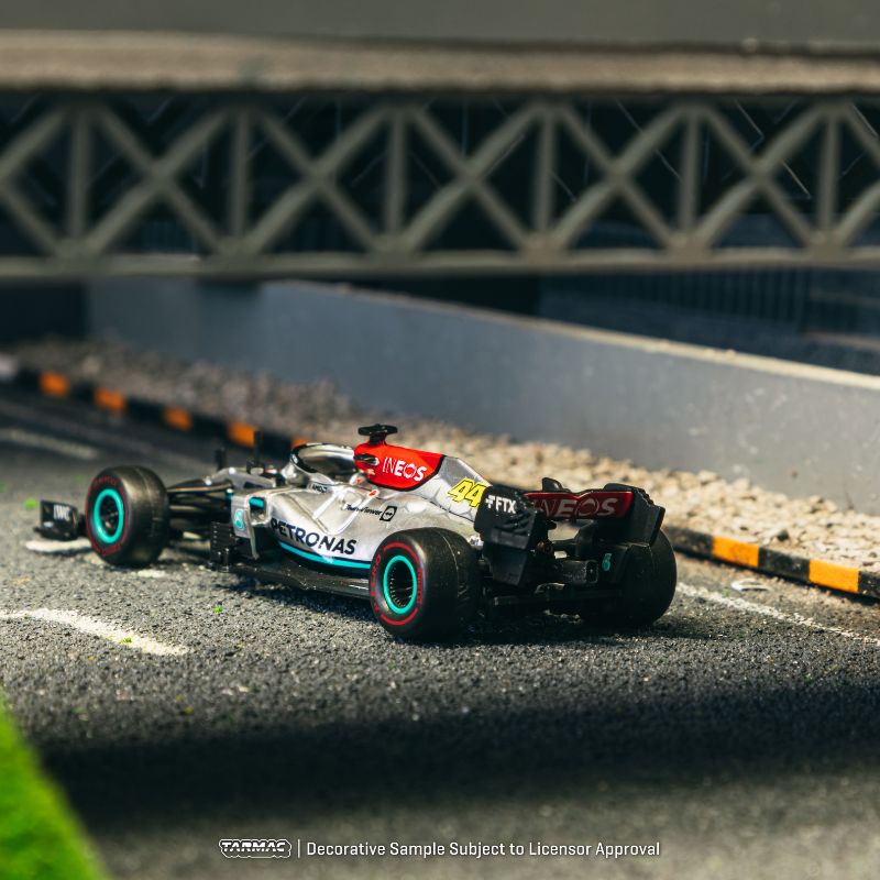 (Pre-Order) (T64G-F037-LV) Mercedes-AMG F1 W12 E Performance