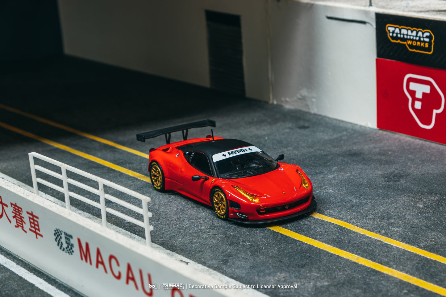 (Pre-Order) (T64R-073-RE) Ferrari 458 Italia GT3 Red