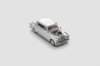 (Pre-Order) Mercedes-Benz 300D Convertible