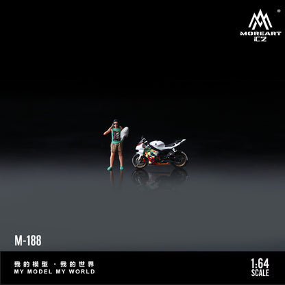 (Pre-Order) (MO222188) Yamaha R6 clown livery with Figure