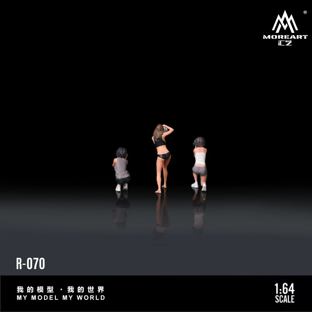 (Pre-Order) (MO223070) Photographer Figure B Set