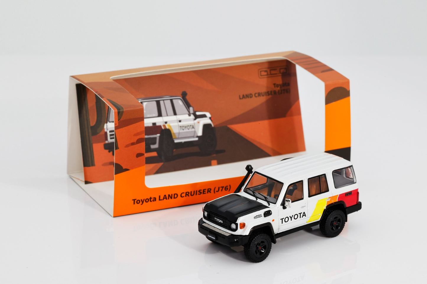 (PRE-ORDER) (KS-081-640) TOYOTA LAND CRUISER (J76) 2023 - LHD, WHITE
